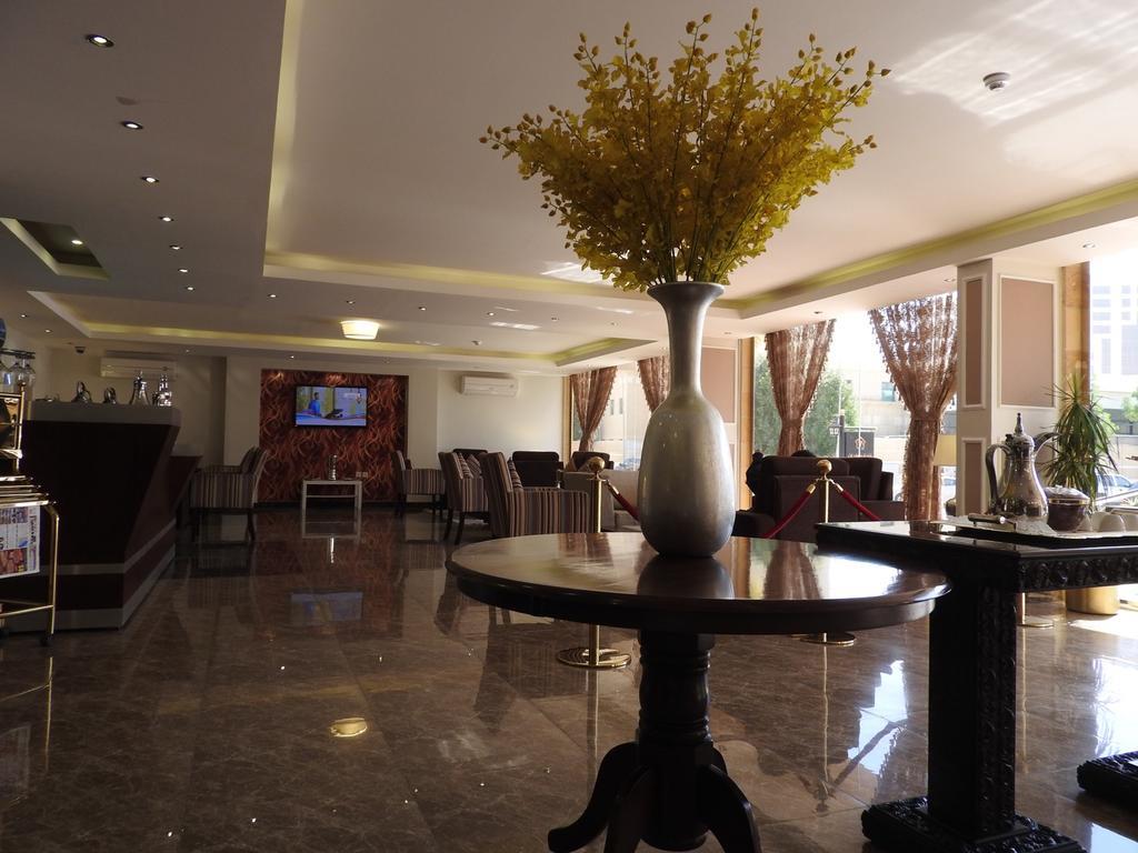 Gold Inn Hotel Khobar Buitenkant foto